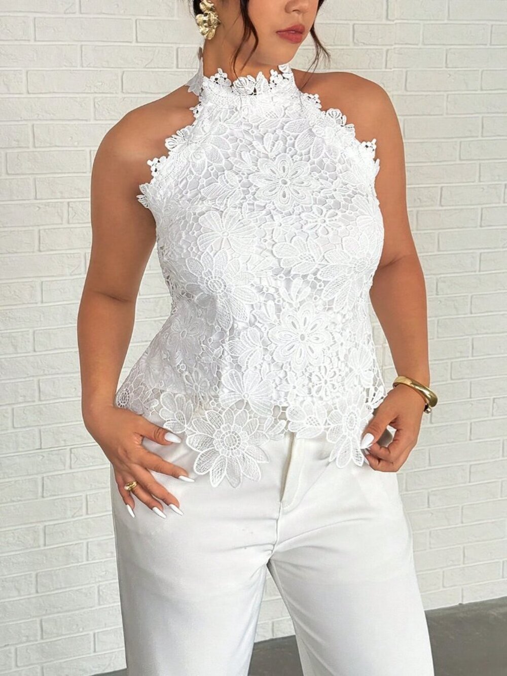 White Casual Women's Plus-Size Spaghetti Strap Lace Backless Camisole Tank Top